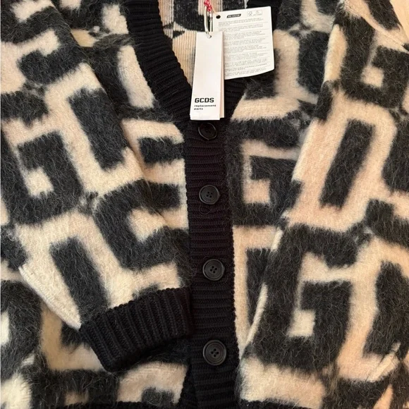 GCDS Black and Cream Mens Sweater - Picture 2 of 11